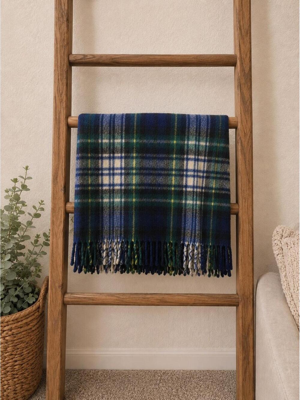 Faribo Pure Wool Throw Stadium Lap Blanket Made in USA Blue Campbell Plaid 38x38